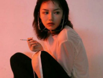 超a禁欲系头像女,展现独特气质与时尚潮流